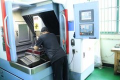 精密硅橡膠制品模具開(kāi)模設(shè)備，降低產(chǎn)品誤差